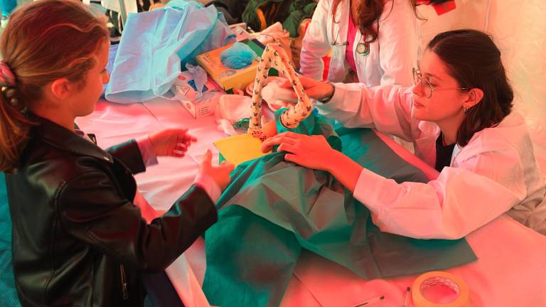Ravenna. L’ospedale dei pupazzi per superare la paura del dottore. FOTOGALLERY FIORENTINI