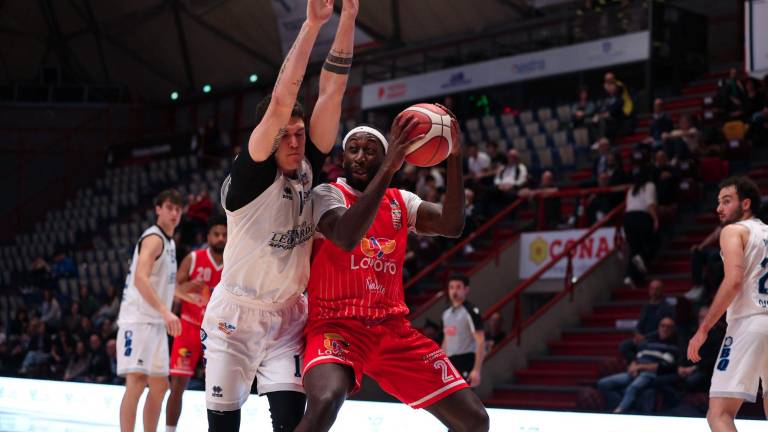 L’Andrea Costa vince e vede il 7° posto, ko OraSì, Tema Faenza e Virtus: i gialloneri imolesi sono quasi retrocessi