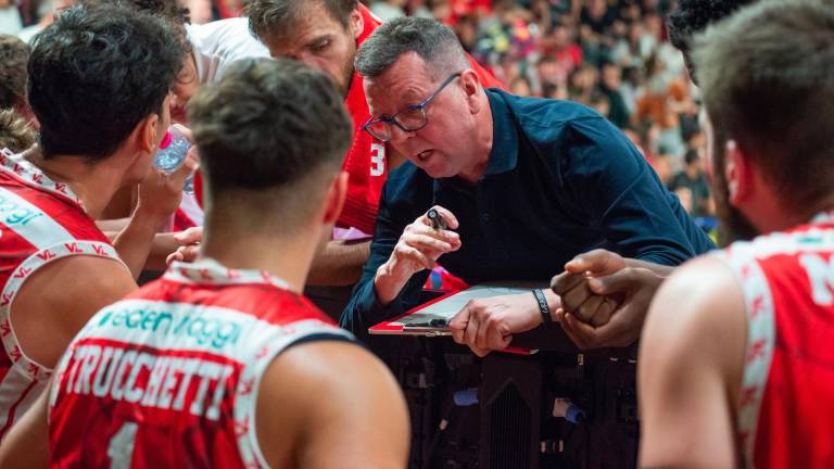 Il coach di Pesaro, Spiro Leka