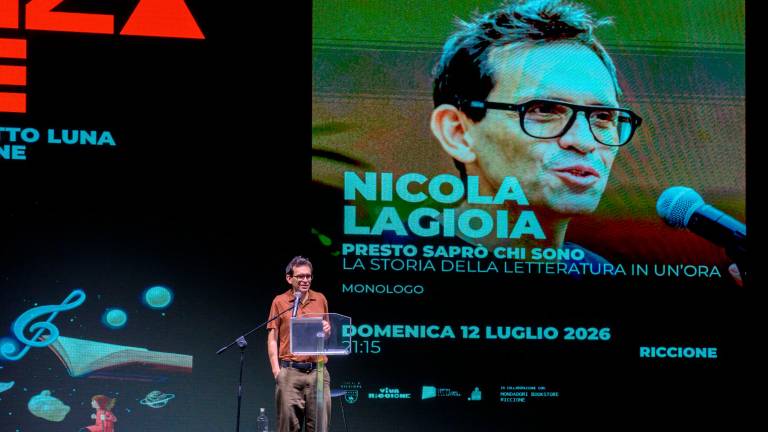 Nicola Lagioia rapisce il pubblico di Riccione con il racconto della letteratura