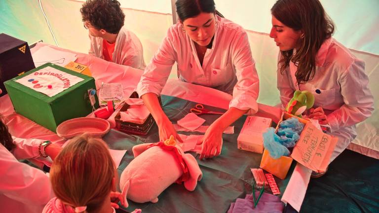 Ravenna. L’ospedale dei pupazzi per superare la paura del dottore. FOTOGALLERY FIORENTINI