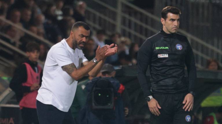 Con Ashley Cole il Cesena ha conquistato appena 6 punti in 8 giornate, perdendone 7 dall’Avellino a cui sono stati regalati i play-off (Zanotti)
