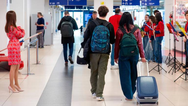 Rimini, aeroporto operativo 24 ore al giorno: via libera di Enac