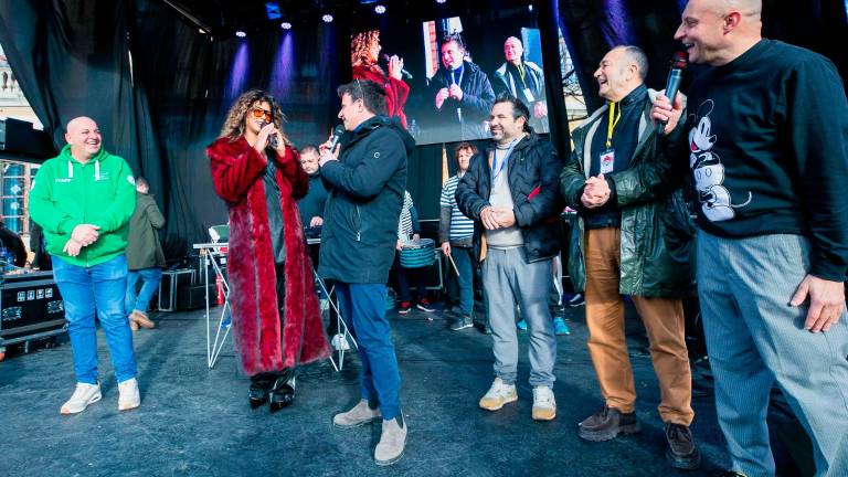 Carnevale, 10mila in piazza con Samira Lui a Santarcangelo GALLERY