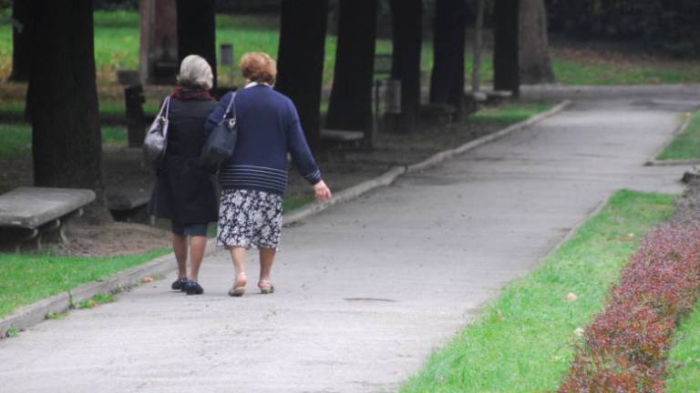 Forlì, limitare le visite alle case di riposo