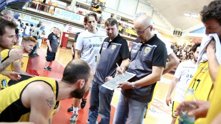 Basket B, Virtus Imola: coach Regazzi firma un biennale