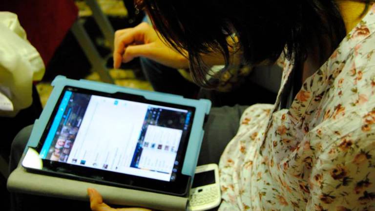 Rimini. Estorce foto hard ad una minore e le diffonde nel web: 66enne rischia sette anni di carcere