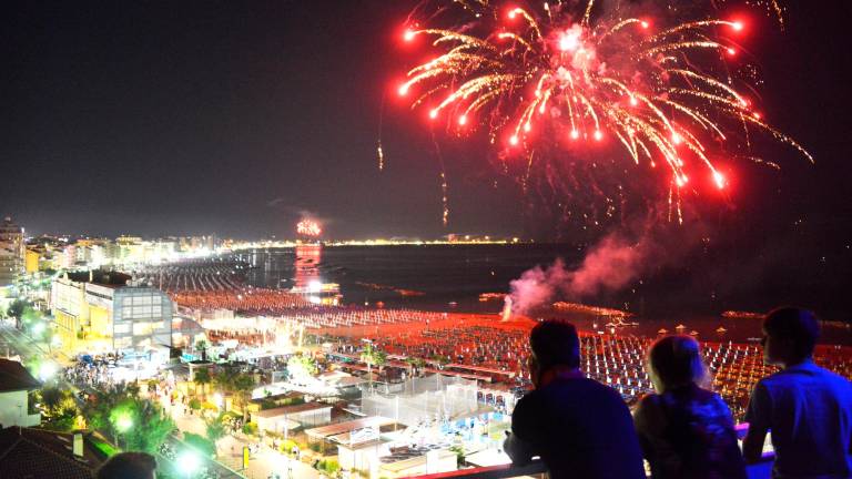 Rimini, Comune a caccia di sponsor per la Notte Rosa e gli altri eventi