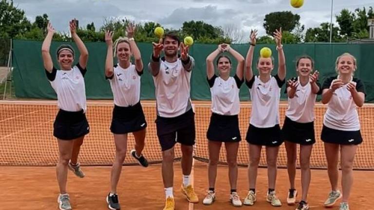 Tennis, il Tc Ippodromo Cesena promosso in Serie C femminile
