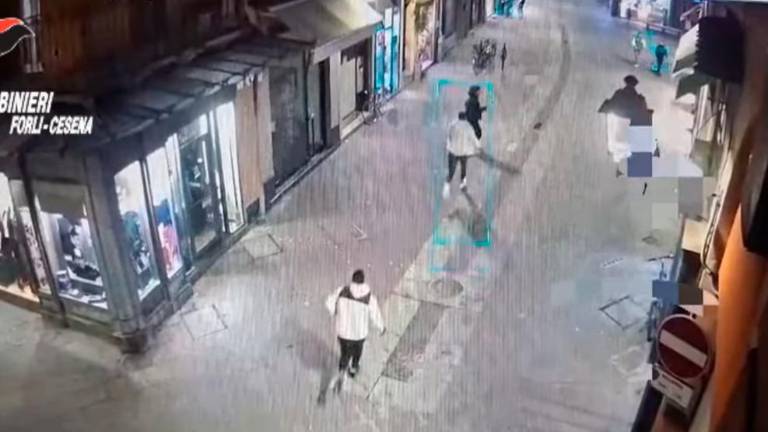 Una delle risse scoppiate nel centro storico di Forlì