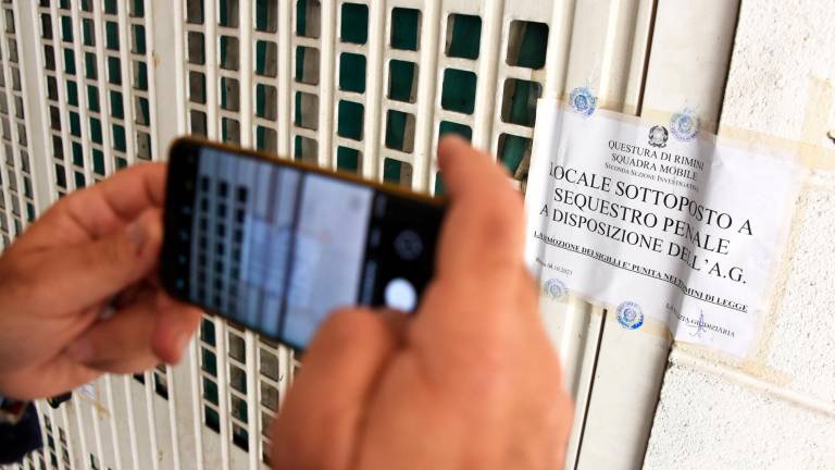 Rimini, omicidio Paganelli: trovato sangue, sequestrato un garage VIDEO