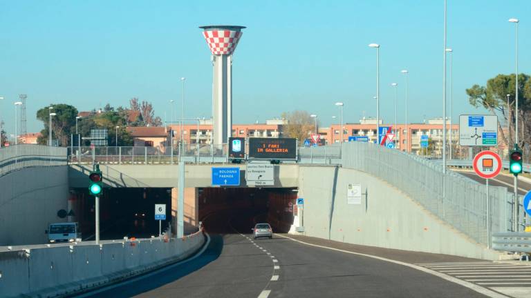 In tangenziale è in arrivo il primo autovelox fisso (foto Fabio Blaco)