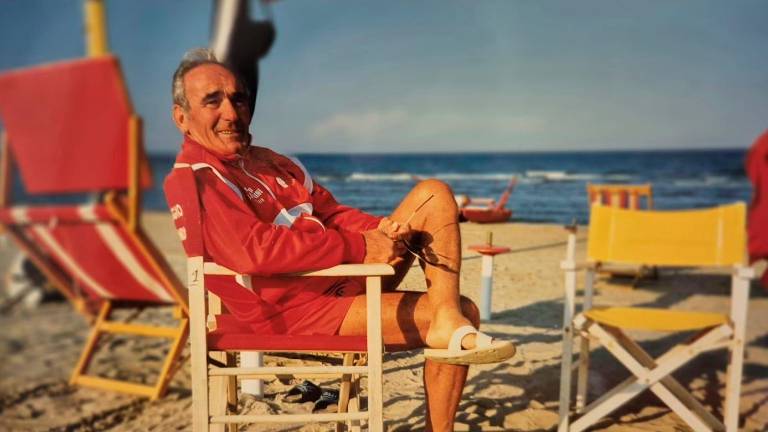 Cervia, addio ad Agostino Paganelli: era il decano dei bagnini