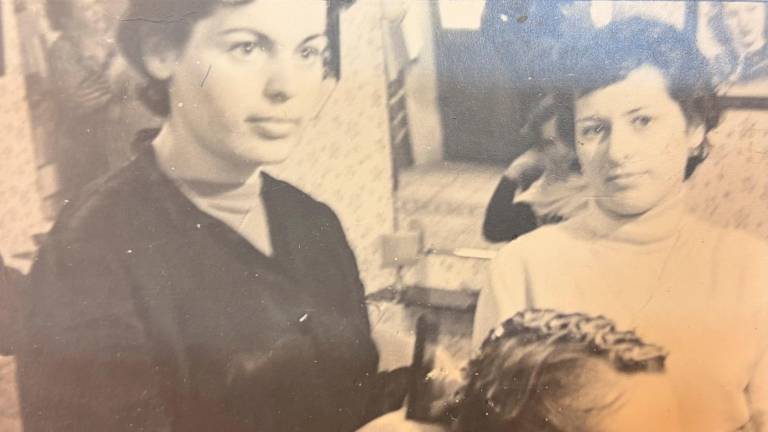 Rimini. Chiude dopo 80 anni il salone di via Bertola “Ebe new hair style”