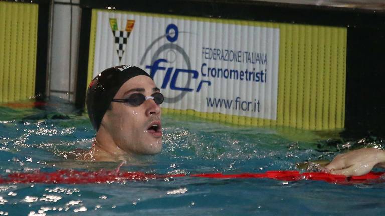 Nuoto, Scozzoli quinto nei 50 rana ai Mondiali, poi squalificato