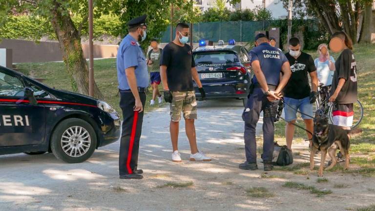 Rimini. Controlli al parco Murri: un arresto e 5 denunce