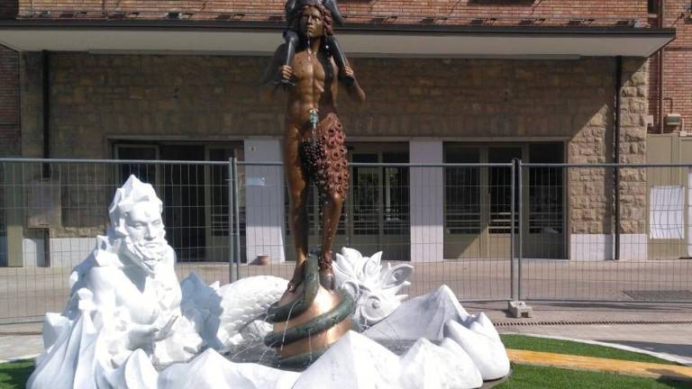 Statua satanica di Ontani, chiesto l'intervento dell'esorcista di Rimini
