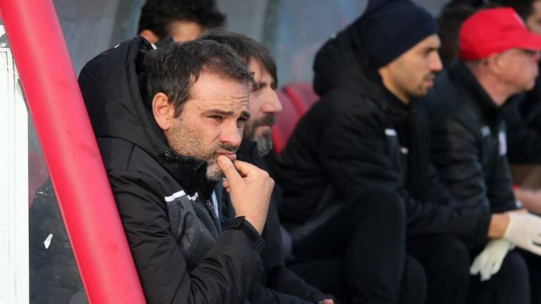 Calcio C, il Rimini è in crisi ma conferma il tecnico Colella