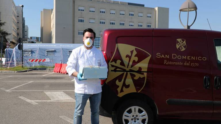 Le colombe stellate del San Domenico all'ospedale di Imola