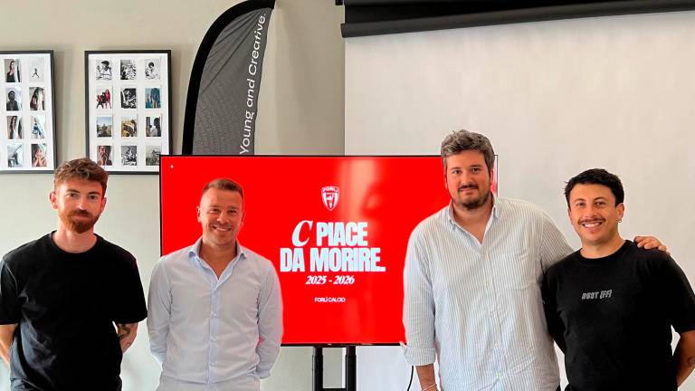 Un’immagine dei protagonisti della presentazione della campagna abbonamenti