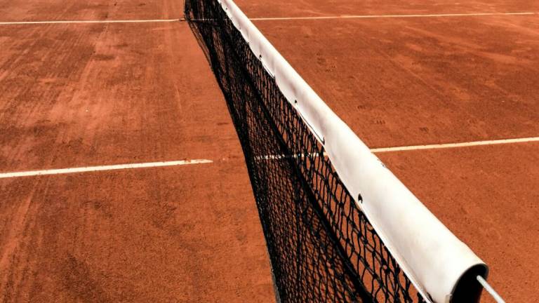 Tennis: Balestri, Campestri e Uva avanzano all'Open del Belletti