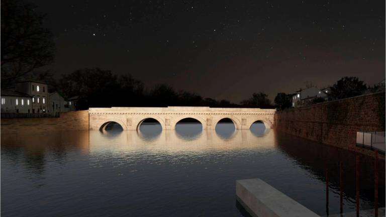 Rimini, Ponte di Tiberio, 900mila euro per pulizia, restauro e illuminazione. In primavera sarà chiuso per tre settimane