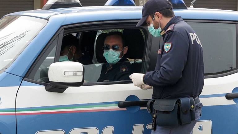 Rimini, albergo ritrovo di spaccio, licenza sospesa 15 giorni
