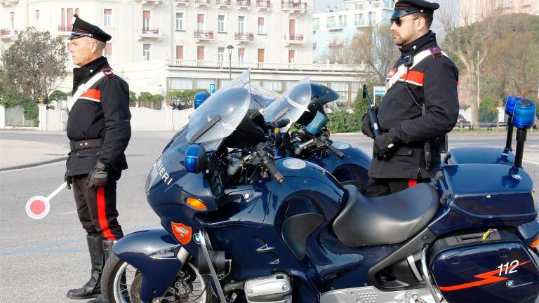 Rimini, colto sul fatto mentre spaccia: arrestato 31enne