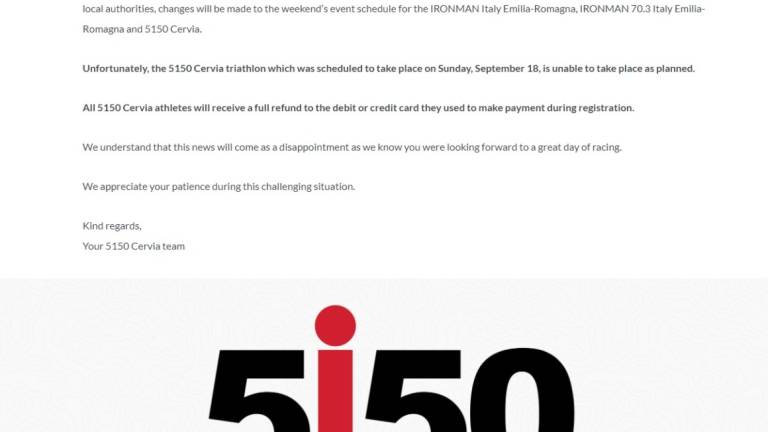 Triathlon, gli organizzatori dell'Ironman di Cervia hanno cancellato per maltempo il 5150: saranno rimborsate le spese di iscrizione