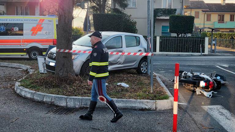 Rimini, tragico incidente mortale: ragazza di 18 anni perde la vita in sella allo scooter a Sant’Ermete VIDEO