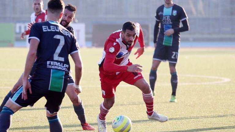 Calcio, il Rimini fermo almeno fino al 3 aprile