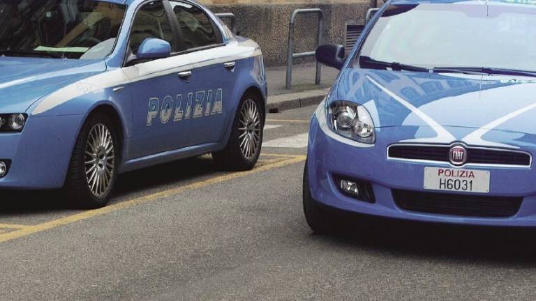 Gli chiedono di fare meno rumore e lui mostra pistola, denunciato turista a Rimini
