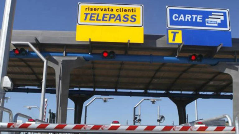 Cesena, da stanotte chiuso per lavori il casello autostradale di Villachiaviche