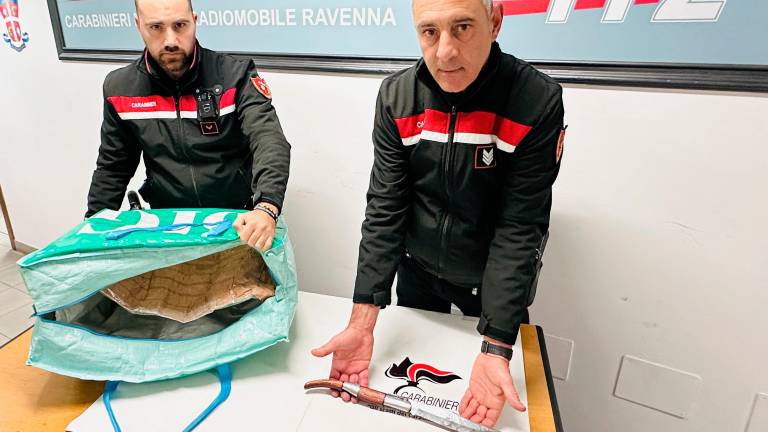 Ravenna, rubano nei centri commerciali merce per 5mila euro: arrestati