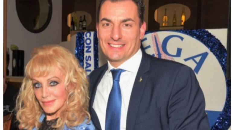 Bertinoro, dopo l'aggressione. Il deputato leghista Morrone: Carissima Clara, ti abbracciamo forte