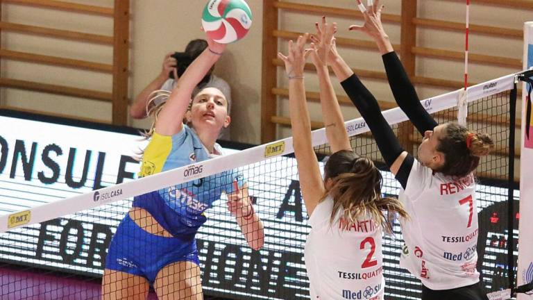 Volley A2 donne, casi Covid a Macerata: rinviata la sfida dell'Omag