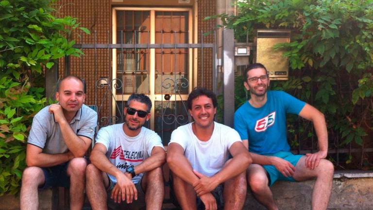 Stessa spiaggia, stesso mare: da Piumazzo a Rimini dal 1996 per il rito decennale