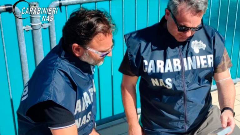 Fuori norma i valori del cloro nella piscina