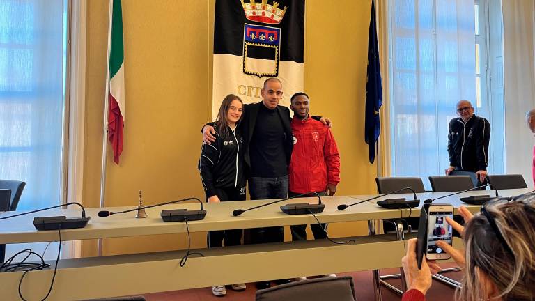 I due ginnasti insieme all’assessore allo Sport Christian Castorri