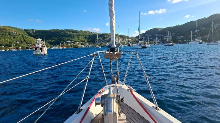 Ormeggio in baia in un’isola dei Caraibi