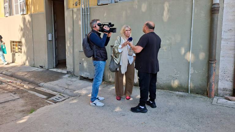Forlì, tensione alle stelle tra i residenti di via Marsala dopo l’incendio VIDEO GALLERY