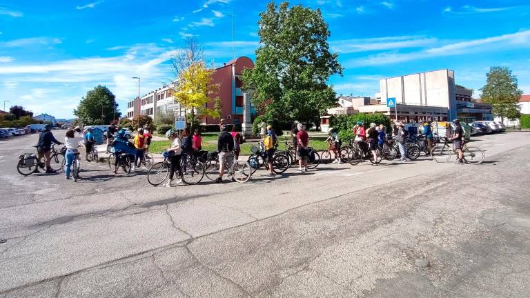 Cesena, pedalate antifasciste: trenta partecipanti a “La Resistente”