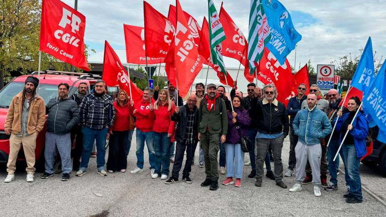 Accordo sul rinnovo del contratto dei servizi ambientali, revocato lo sciopero e il presidio a Cesena