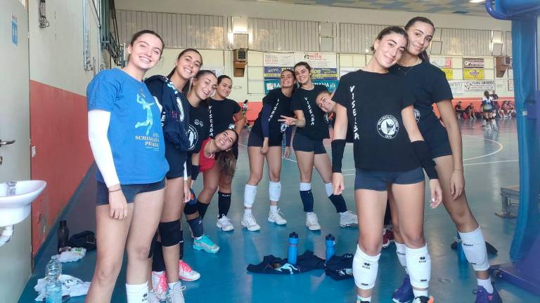 Rimini, riecco il torneo di volley “Una schiacciata per Mila”