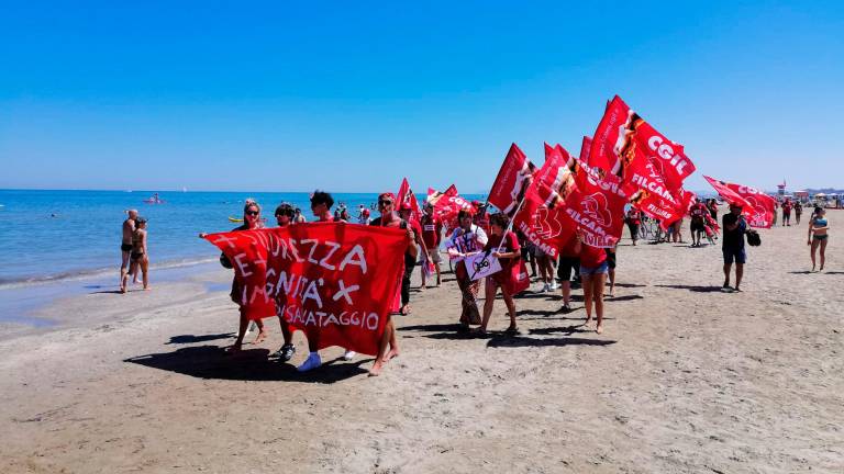 Rimini, il corteo dei marinai di salvataggio in sciopero VIDEO GALLERY