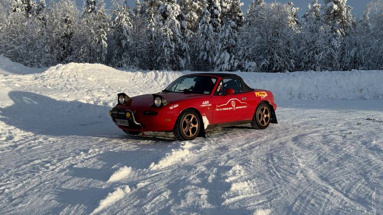 Forlì, fino a Capo Nord in auto: tra gelo, emozioni e l’aurora boreale FOTOGALLERY