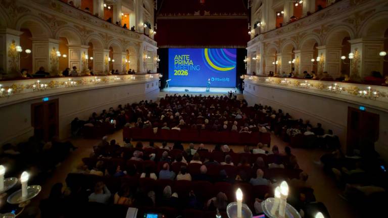 Rimini, il Meeting 2026 si presenta: da Galileo a papa Leone XIV