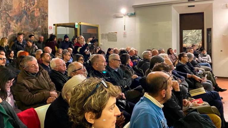 Forlimpopoli. Nuovo insediamento Amadori, “sarà alto 8 piani”. Timori per l’inquinamento