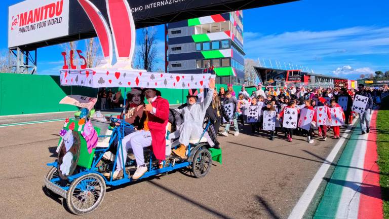 Carnevale di Imola, la ventinovesima edizione dei Fantaveicoli seguita da 24.500 spettatori FOTOGALLERY MMPRESS