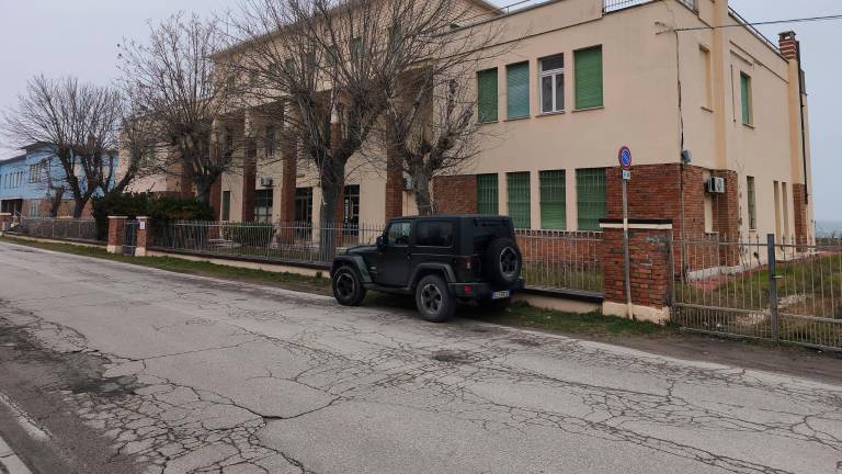 Rimini. L’imprenditore: «Dono la mia colonia alla Caritas per aiutare i senzatetto»